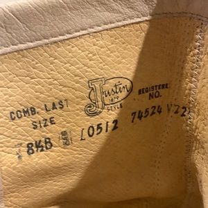 Justin leather western lace up boots perfect for the horse shows!